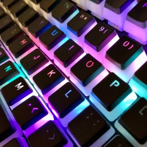 klawiatury gamingowe LED full color